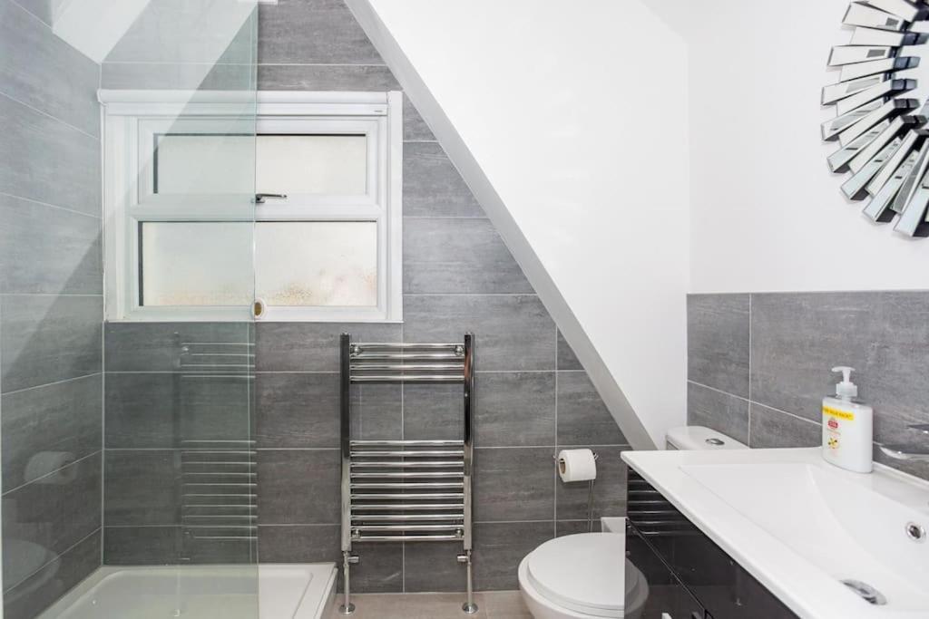 2 Bed Apartment Near The Beach Southend-on-Sea Exteriér fotografie